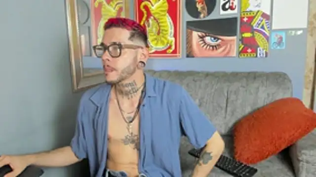 Snapshot of MurdockH chatting on November 2025 05:40:02 AM MurdockH online show from November 2025 05:40:02 AM