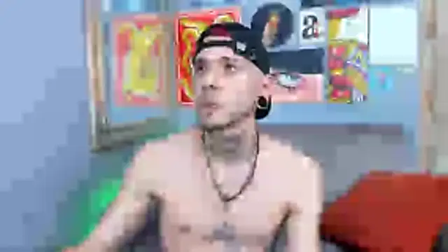 Snapshot of MurdockH chatting on December 2025 08:14:01 PM MurdockH online show from December 2025 08:14:01 PM