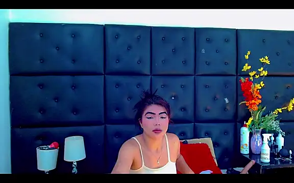 Isalombardi online show from February 2026 02:55:02 AM