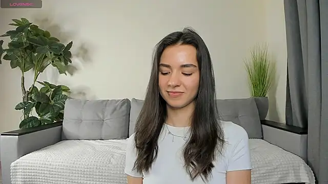 Snapshot of NicoleLuv chatting on December 2024 07:17:02 PM NicoleLuv online show from December 2024 07:17:02 PM