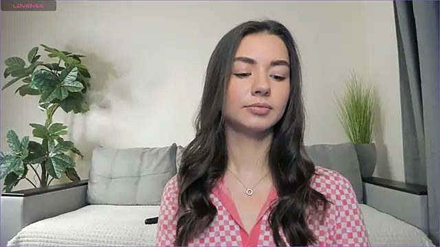 Snapshot of NicoleLuv chatting on February 2025 01:08:02 PM NicoleLuv online show from February 2025 01:08:02 PM