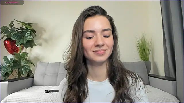 Snapshot of NicoleLuv chatting on February 2025 07:15:02 PM NicoleLuv online show from February 2025 07:15:02 PM