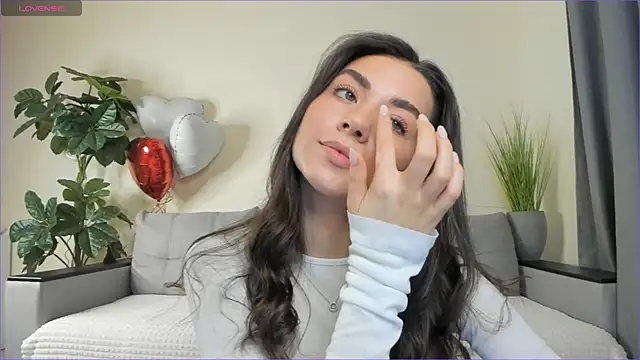 Snapshot of NicoleLuv chatting on March 2025 01:13:02 PM NicoleLuv online show from March 2025 01:13:02 PM