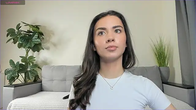 Snapshot of NicoleLuv chatting on March 2025 01:04:02 PM NicoleLuv online show from March 2025 01:04:02 PM