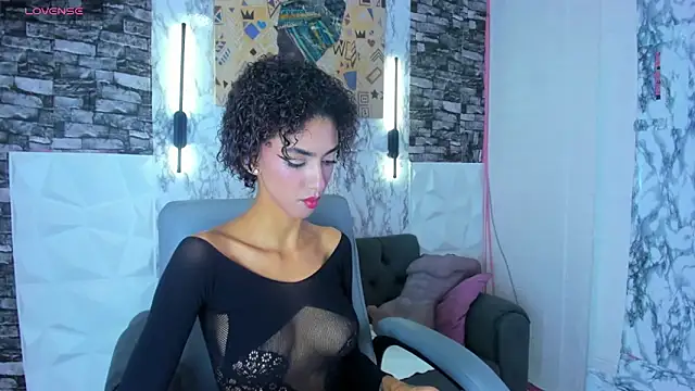 Queen Cuarxxo online show from March 2026 11:43:01 PM