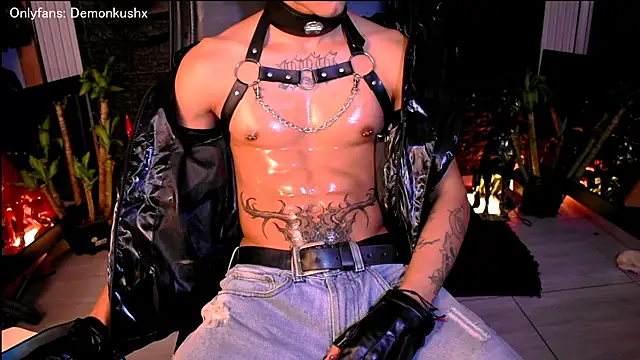 DemonKush-- online show from November 2025 06:12:01 AM