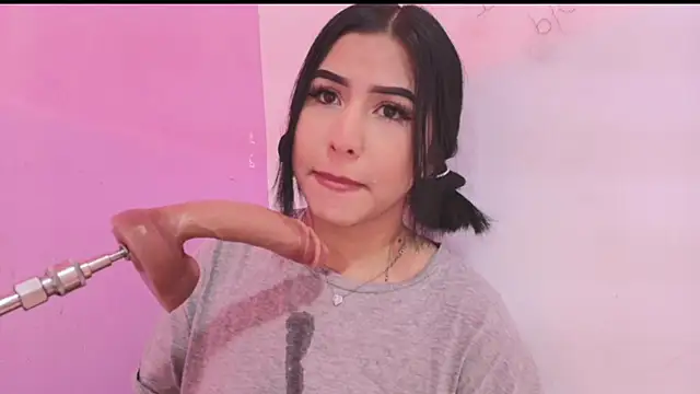 Snapshot of sweety_mariann1 chatting on March 2025 09:04:02 PM sweety mariann1 online show from March 2025 09:04:02 PM