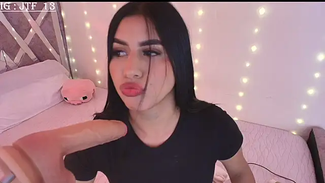 Snapshot of sweety_mariann1 chatting on March 2026 10:46:01 PM sweety mariann1 online show from March 2026 10:46:01 PM