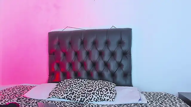 seline wolff online show from January 2025 04:27:02 AM