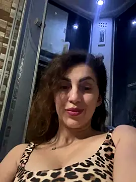 EmaSkyes online show from November 2025 08:44:01 PM