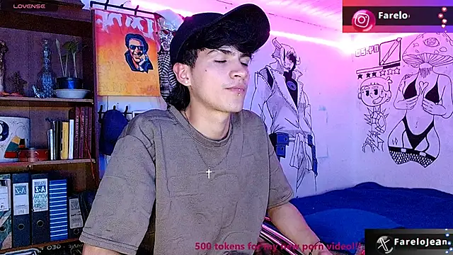 Snapshot of jeanfarelo chatting on April 2026 06:58:02 AM jeanfarelo online show from April 2026 06:58:02 AM