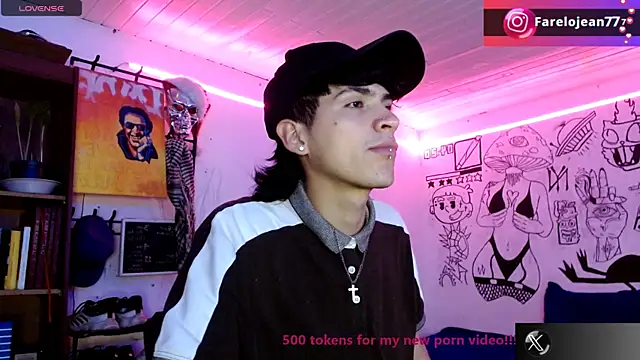 Snapshot of jeanfarelo chatting on April 2026 08:28:02 AM jeanfarelo online show from April 2026 08:28:02 AM