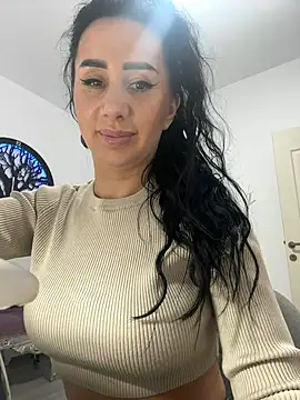 Snapshot of AnaRhodes chatting on March 2025 08:03:02 AM AnaRhodes online show from March 2025 08:03:02 AM