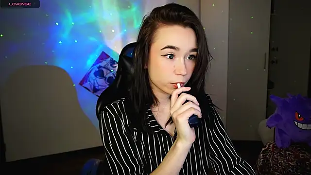 Snapshot of Kimiko__ chatting on February 2025 07:38:01 PM Kimiko online show from February 2025 07:38:01 PM