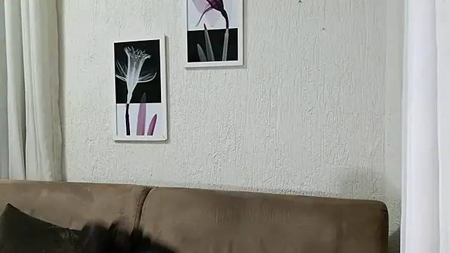 Snapshot of Blue_butterfly chatting on March 2025 05:05:02 AM Blue butterfly online show from March 2025 05:05:02 AM