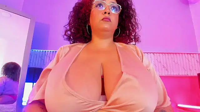 Snapshot of MaraaSweett chatting on March 2025 03:21:02 AM MaraaSweett online show from March 2025 03:21:02 AM