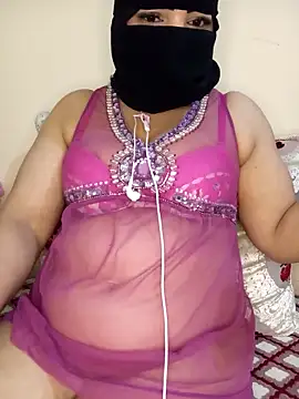 Snapshot of MerriamxHot chatting on March 2025 09:21:02 PM MerriamxHot online show from March 2025 09:21:02 PM