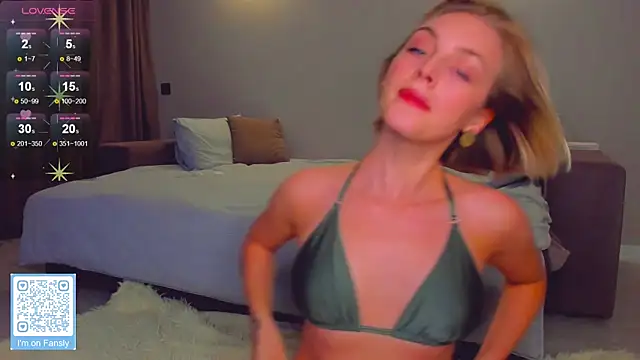 Snapshot of pretty_girlnextdoor chatting on January 2025 06:45:02 PM pretty girlnextdoor online show from January 2025 06:45:02 PM