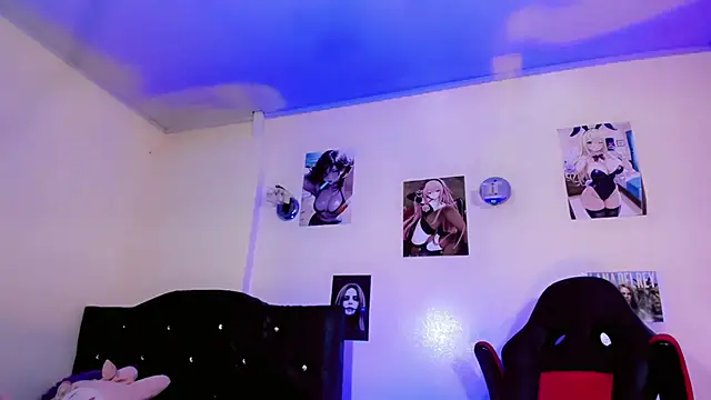 Elissa taylor  online show from November 2025 07:24:01 PM