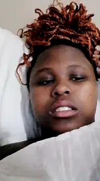 Snapshot of Dark_Berry_26 chatting on March 2025 11:06:01 PM Dark Berry 26 online show from March 2025 11:06:01 PM