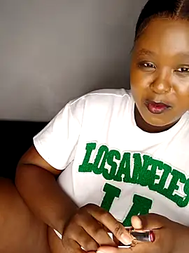 Dark Berry 26 online show from March 2026 12:37:01 AM