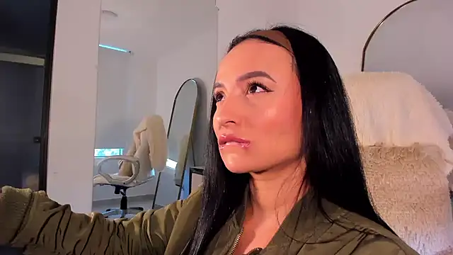 alexa tobar online show from July 2026 09:58:02 PM