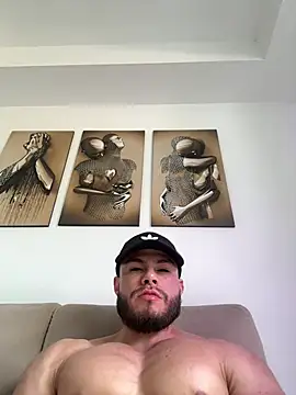 Snapshot of garageboy94 chatting on February 2025 09:02:01 PM garageboy94 online show from February 2025 09:02:01 PM