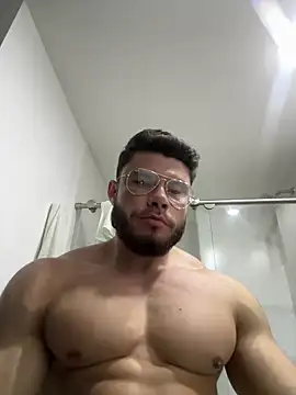 Snapshot of garageboy94 chatting on February 2025 08:31:01 PM garageboy94 online show from February 2025 08:31:01 PM