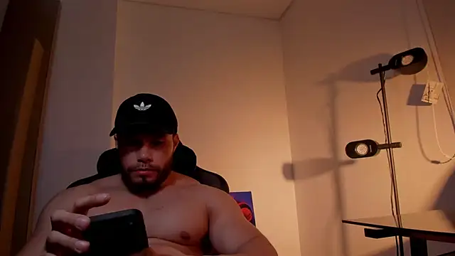 Snapshot of garageboy94 chatting on May 2026 08:41:02 AM garageboy94 online show from May 2026 08:41:02 AM