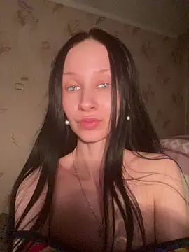 Starry Siren online show from April 2026 06:07:01 PM