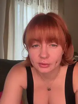 Snapshot of ObviouslyPeachy chatting on October 2025 09:51:02 AM ObviouslyPeachy online show from October 2025 09:51:02 AM