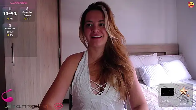 ParisW online show from July 2026 04:32:01 PM