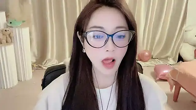 Daisy-77 online show from January 2025 09:14:02 PM