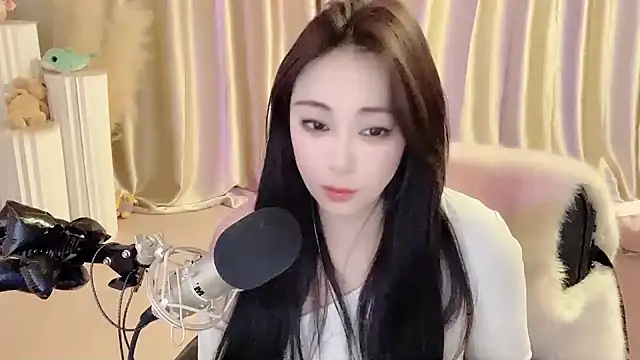 Daisy-77 online show from March 2025 09:09:02 PM