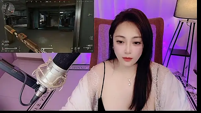 Daisy-77 online show from July 2026 02:11:01 PM
