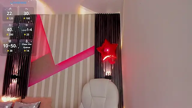 Snapshot of emily_layton chatting on February 2025 05:39:01 PM emily layton online show from February 2025 05:39:01 PM