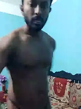 Snapshot of HunkyAriyan chatting on February 2025 04:54:01 PM HunkyAriyan online show from February 2025 04:54:01 PM