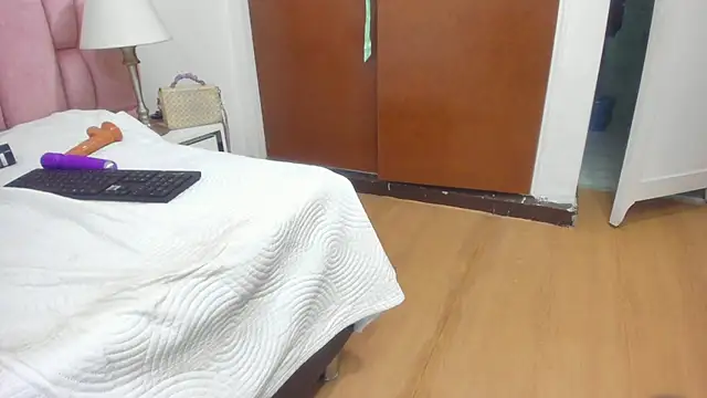 Snapshot of melody_brunnet chatting on March 2025 06:29:02 PM melody brunnet online show from March 2025 06:29:02 PM