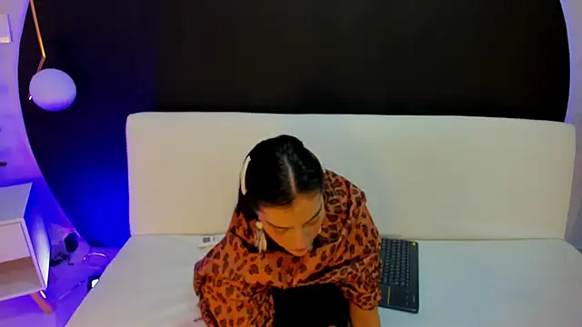 Ada Monroe10 online show from February 2026 01:49:01 PM