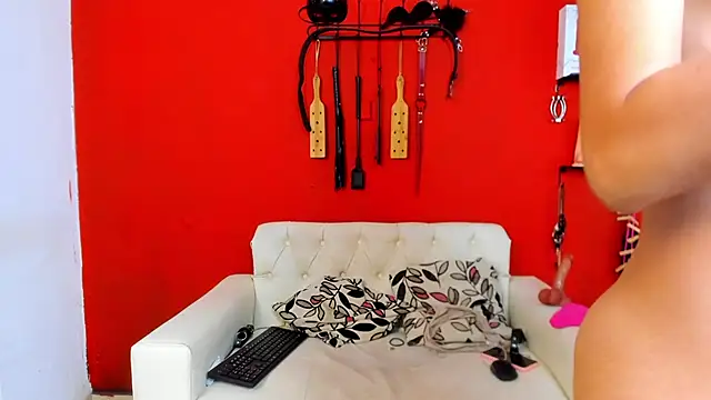 MIA SOPHIA1 online show from January 2025 07:32:02 AM