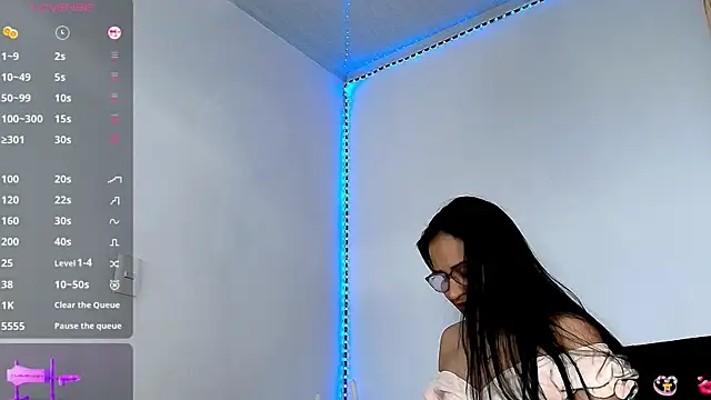 Snapshot of Alba_Olimpo chatting on June 2026 06:11:02 PM Alba Olimpo online show from June 2026 06:11:02 PM