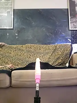 Snapshot of Doggyray44 chatting on January 2025 01:27:01 PM Doggyray44 online show from January 2025 01:27:01 PM