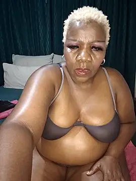 dirasweetlipsxx online show from December 2025 10:15:01 PM