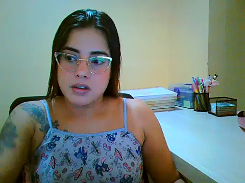 maliamiller online show from December 2025 11:12:01 PM