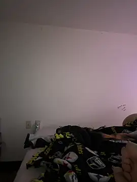 Snapshot of SunnyRays69 chatting on March 2026 07:15:01 AM SunnyRays69 online show from March 2026 07:15:01 AM