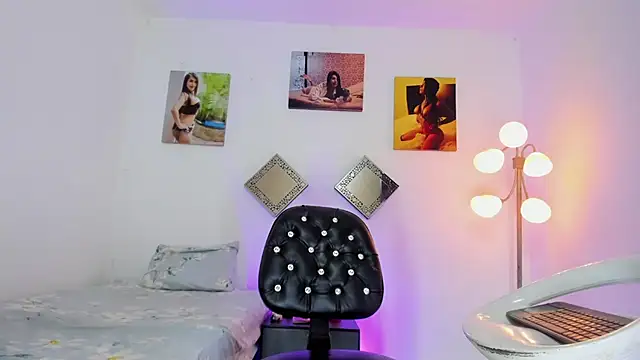 Snapshot of kattadoll chatting on March 2025 01:37:02 AM kattadoll online show from March 2025 01:37:02 AM