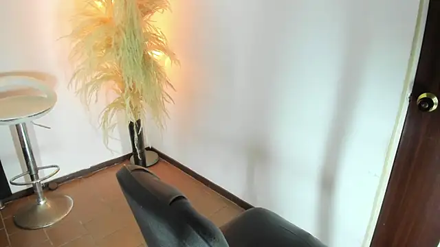 Snapshot of kattadoll chatting on October 2025 01:47:02 AM kattadoll online show from October 2025 01:47:02 AM