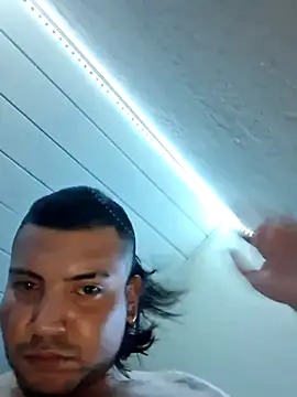 Snapshot of KeptupHack chatting on September 2025 09:02:01 AM KeptupHack online show from September 2025 09:02:01 AM