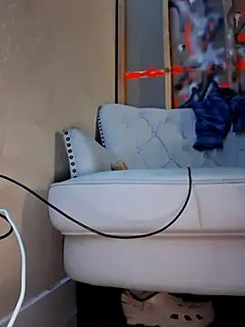 Snapshot of KeptupHack chatting on November 2025 09:41:02 AM KeptupHack online show from November 2025 09:41:02 AM