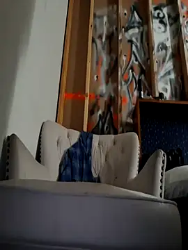 Snapshot of KeptupHack chatting on November 2025 01:44:02 PM KeptupHack online show from November 2025 01:44:02 PM